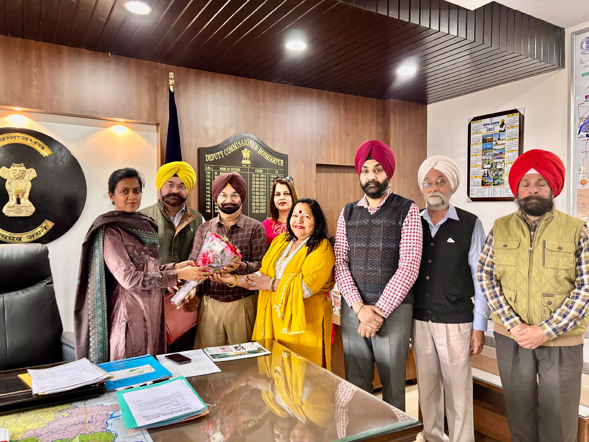 नेत्रदान संगठन के पदाधिकारियों ने डिप्टी कमिश्नर होशियारपुर का किया स्वागत